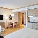 Radisson Blu & Residences 酒店 5*