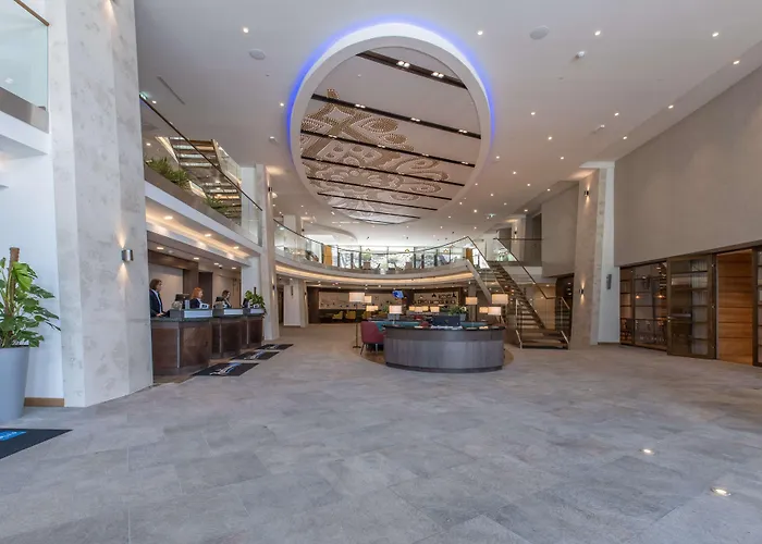 Radisson Blu & Residences 5*