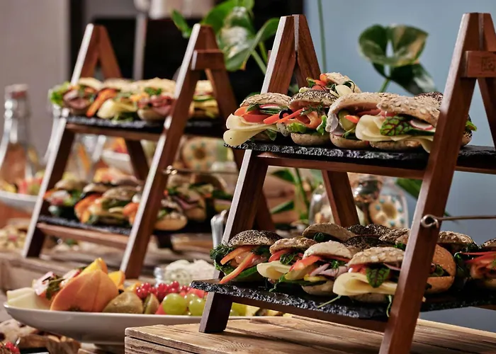 Radisson Blu & Residences ホテル 5*