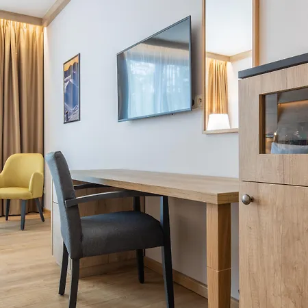 Hotel Radisson Blu & Residences 5*