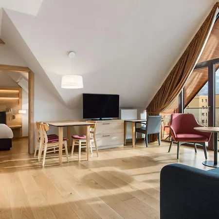 酒店 Radisson Blu & Residences