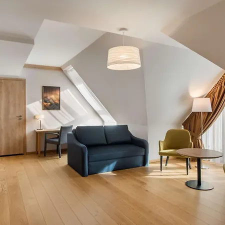 Radisson Blu & Residences 5*