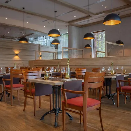 Radisson Blu & Residences 5*