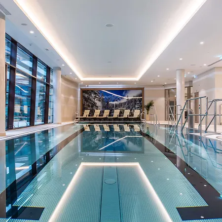 Hotel Radisson Blu & Residences 5*