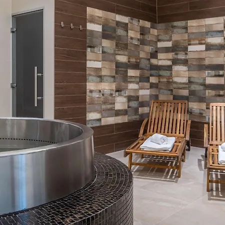 Radisson Blu & Residences Hotel 5*