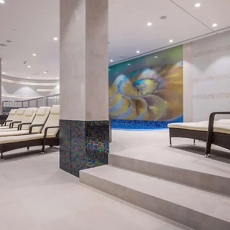 Radisson Blu & Residences Hotel 5*
